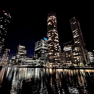 Meridian Canary Wharf Close To Excel And O2 Apartment